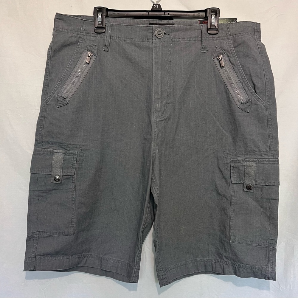 Guess cotton cargo shorts gray 38 nwt